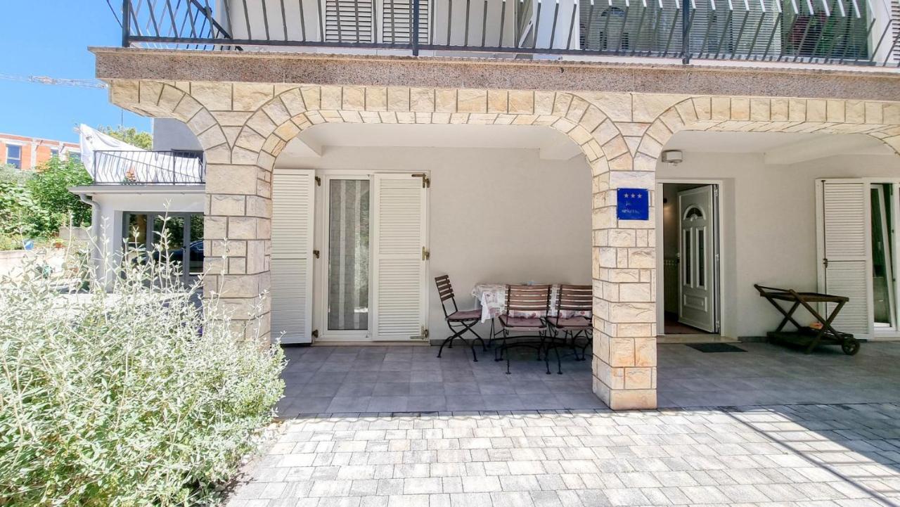 Ena Apartman Novigrad Istria Kültér fotó