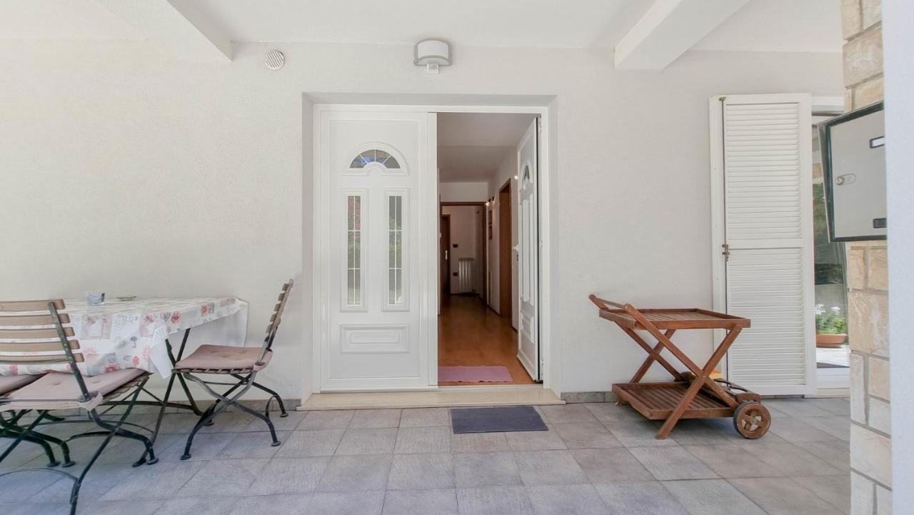 Ena Apartman Novigrad Istria Kültér fotó